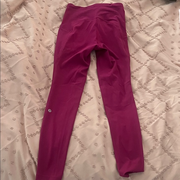 Fast and Free Ripened Raspberry Legginings - Picture 4 of 4